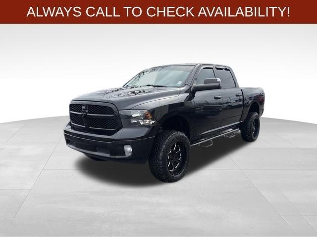 RAM 1500 Big Horn Crew Cab 4WD 2018