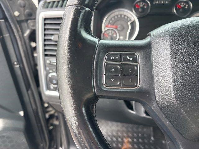 RAM 1500 Big Horn Crew Cab 4WD 2018