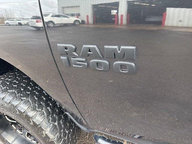 RAM 1500 Big Horn Crew Cab 4WD 2018