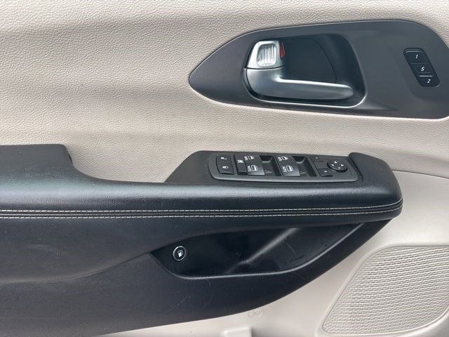 Chrysler Pacifica  2022