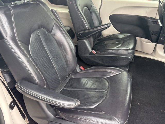 Chrysler Pacifica  2022