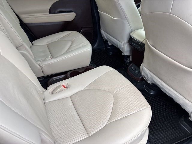 Toyota Highlander  2020