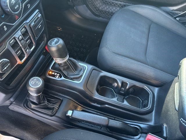 Jeep Wrangler Unlimited Sahara 4WD 2019