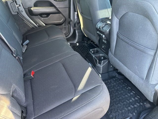 Jeep Wrangler Unlimited Sahara 4WD 2019