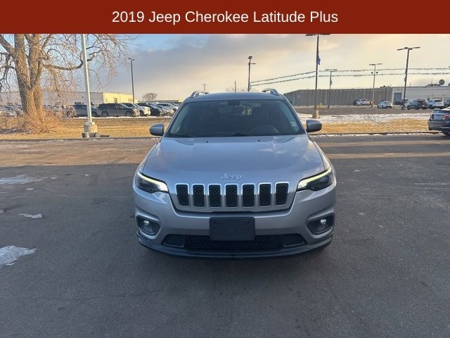 Jeep Cherokee  2019