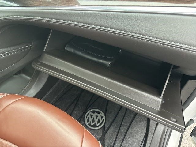 Buick Enclave Avenir AWD 2021