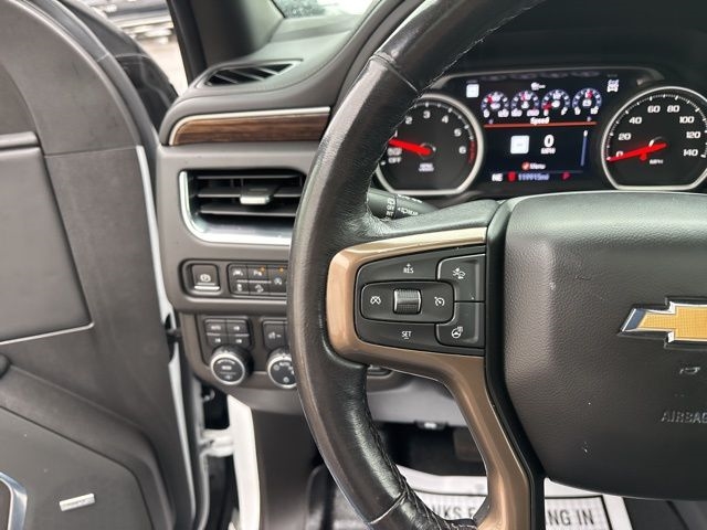 Chevrolet Suburban  2021