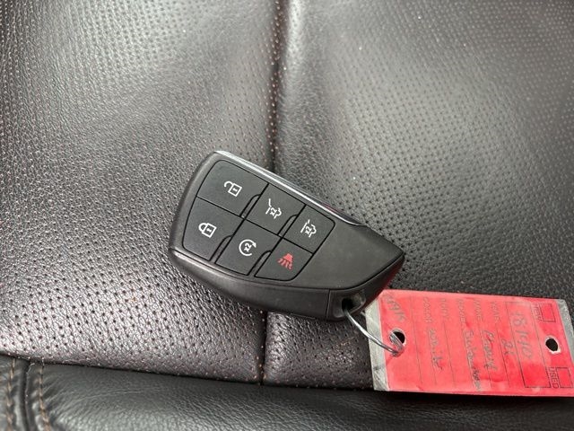 Chevrolet Suburban  2021