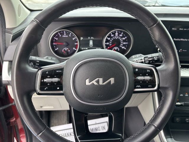 Kia Carnival LX 2024