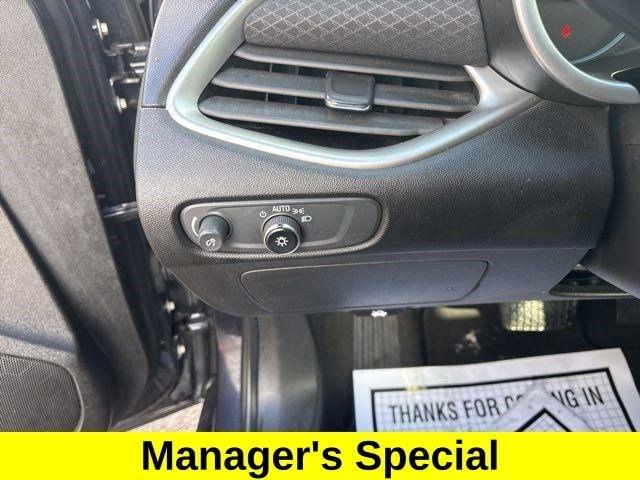 Chevrolet Malibu  2023