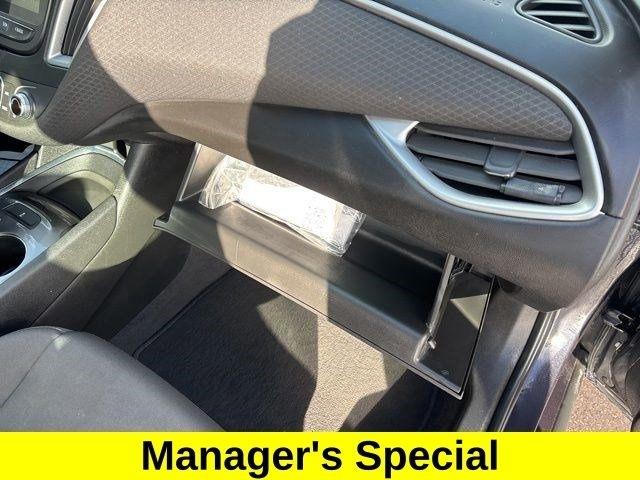 Chevrolet Malibu  2023