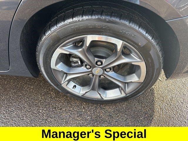 Chevrolet Malibu  2023