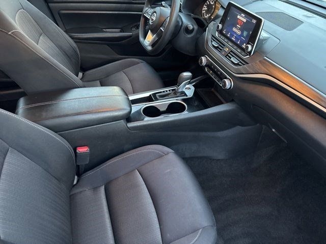 Nissan Altima 2.5 SV 2024