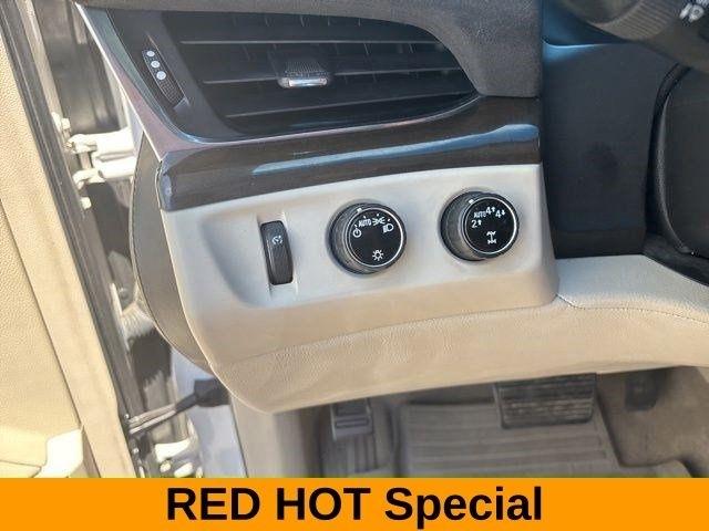 Cadillac Escalade ESV 4WD 4dr Luxury 2018