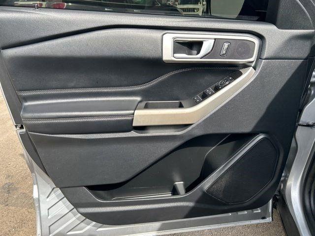 Ford Explorer XLT 2022