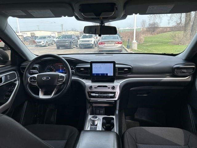 Ford Explorer XLT 2022