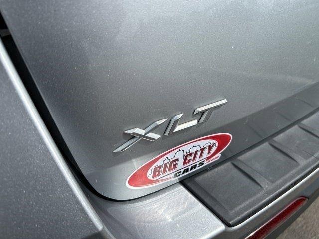 Ford Explorer XLT 2022