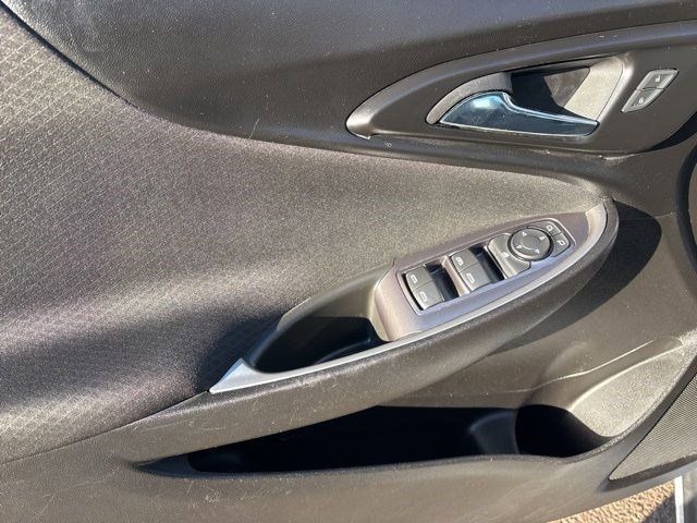 Chevrolet Malibu  2023