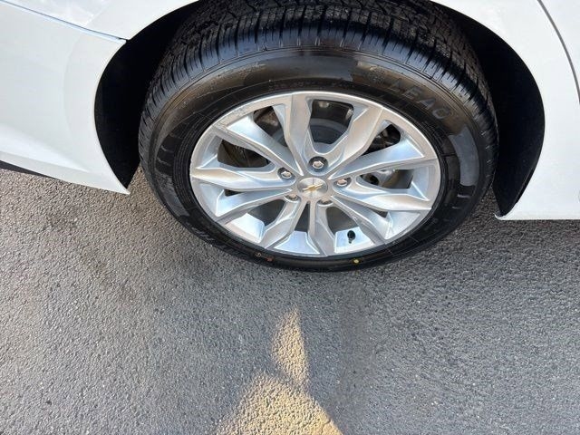 Chevrolet Malibu  2023