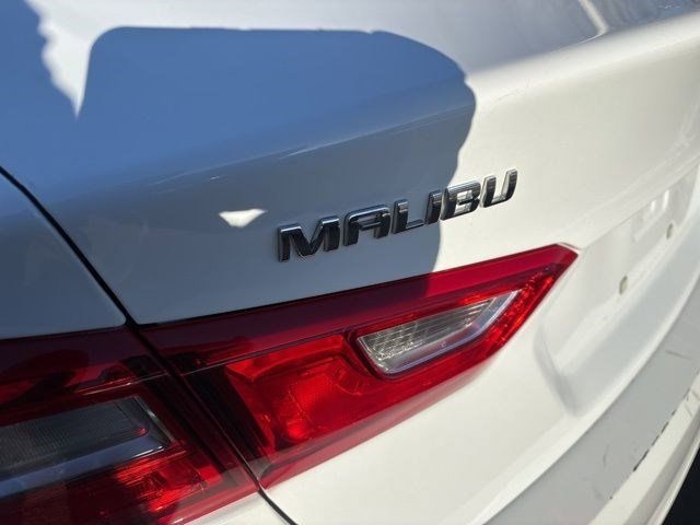 Chevrolet Malibu  2023