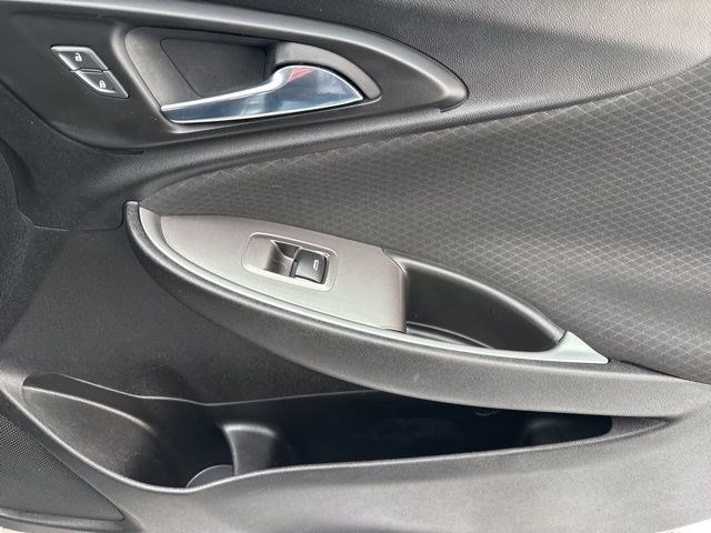 Chevrolet Malibu  2023