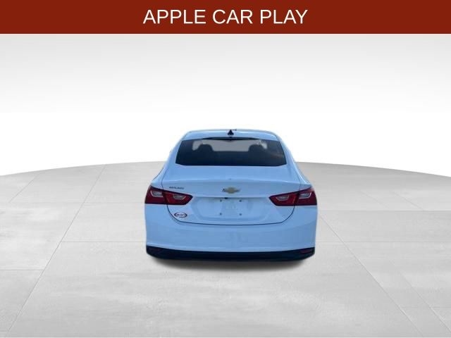 Chevrolet Malibu  2022