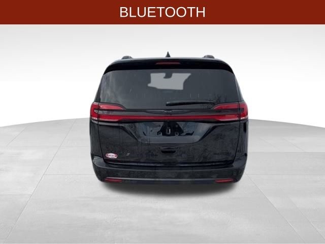 Chrysler Pacifica Limited 2025