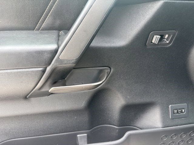 Nissan Titan PRO-4X Crew Cab 4WD 2014