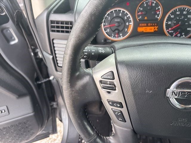 Nissan Titan PRO-4X Crew Cab 4WD 2014