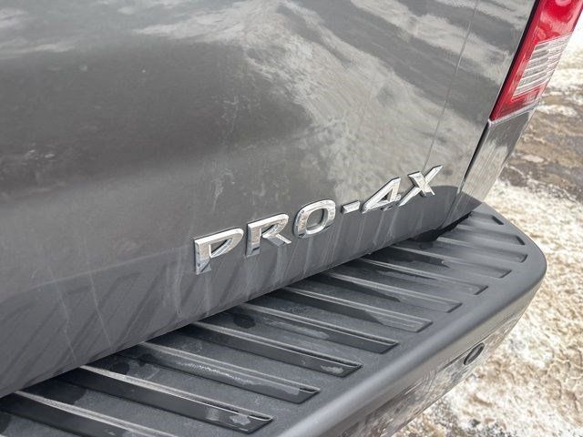 Nissan Titan PRO-4X Crew Cab 4WD 2014