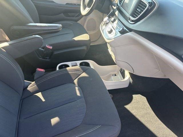 Chrysler Voyager LX 2023