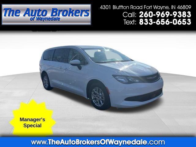 2023 Chrysler Voyager LX