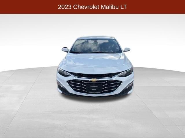 Chevrolet Malibu  2023