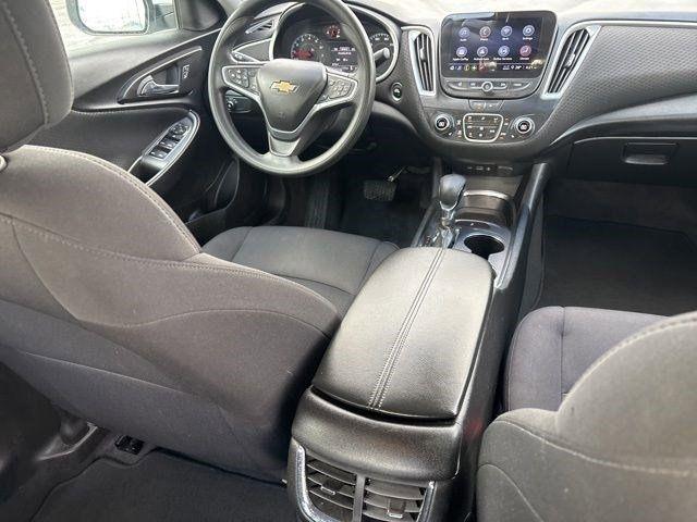 Chevrolet Malibu  2023