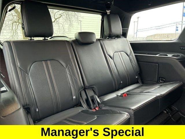 Ford Expedition Platinum 4WD 2023