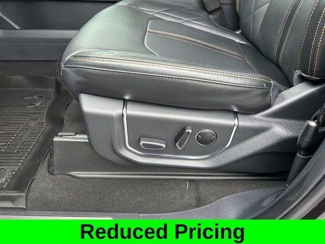 Ford Expedition Platinum 4WD 2023