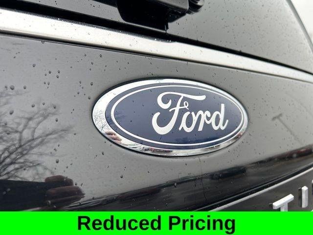 Ford Expedition Platinum 4WD 2023