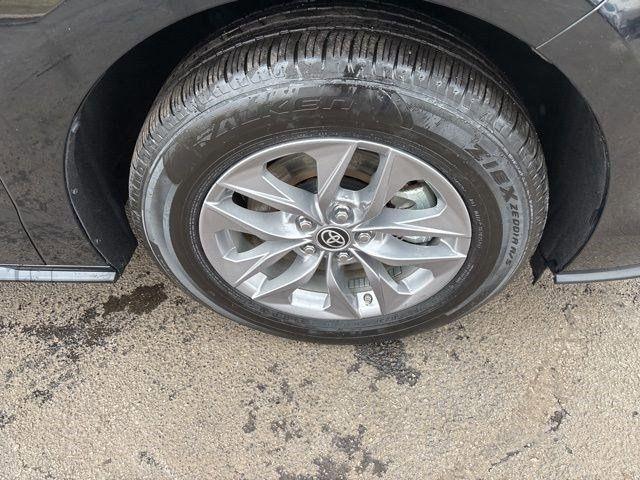 Toyota Sienna LE 8 Passenger 2025