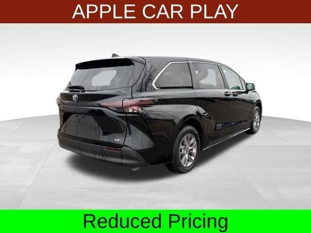 Toyota Sienna LE 8 Passenger 2025