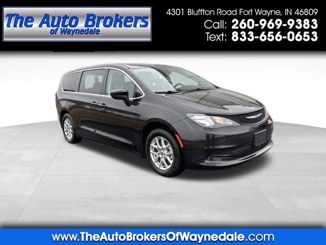 2024 Chrysler Voyager LX