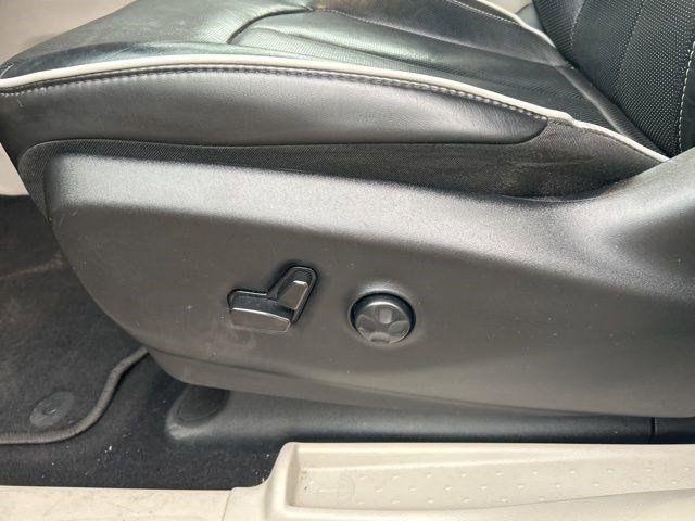 Chrysler Pacifica  2023