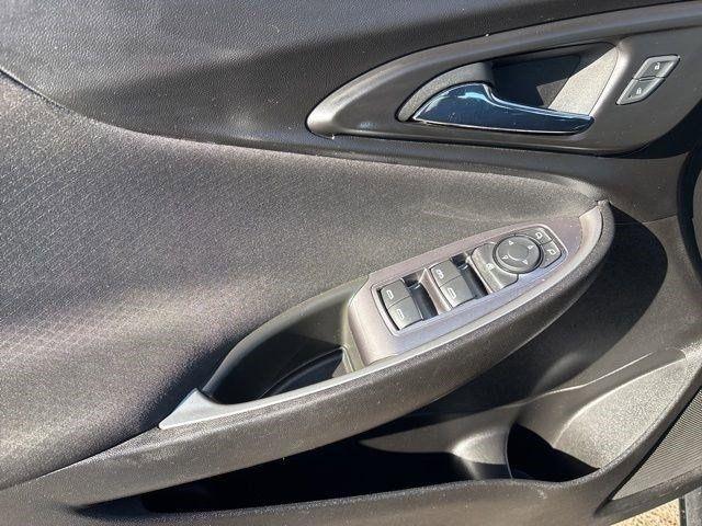 Chevrolet Malibu  2023