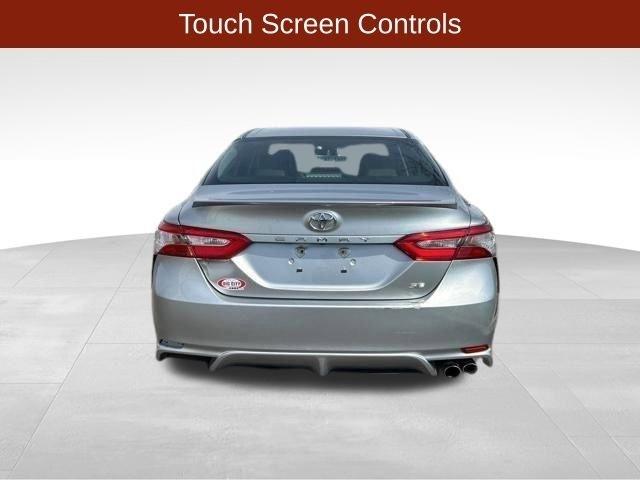 Toyota Camry  2018