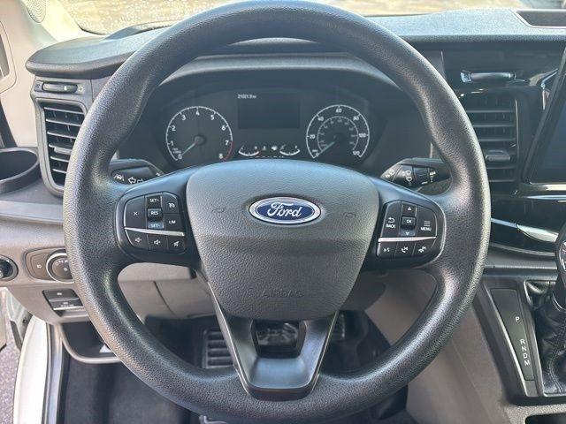 Ford Transit Passenger Wagon  2023