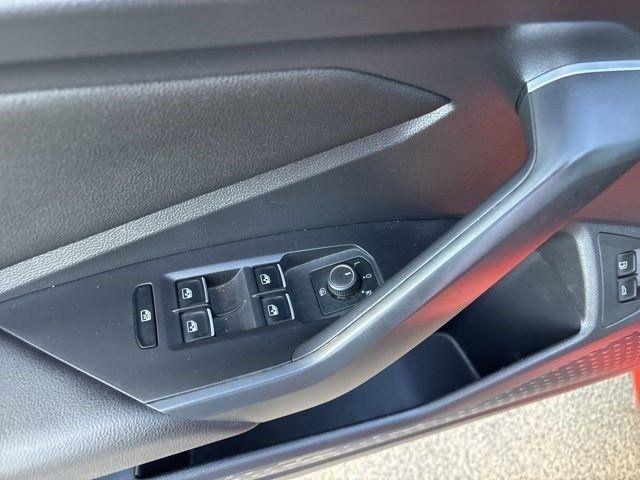 Volkswagen Jetta  2021