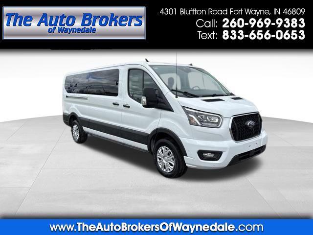 2023 Ford Transit Passenger Wagon XLT