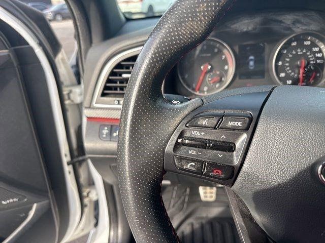 Hyundai Elantra  2018