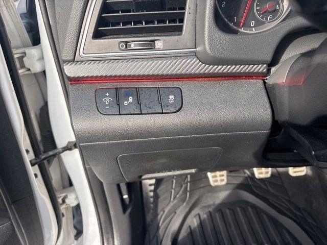 Hyundai Elantra  2018