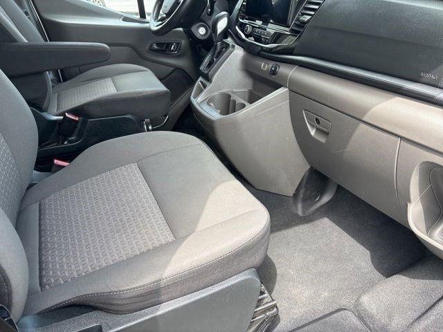 Ford Transit Passenger Wagon  2023