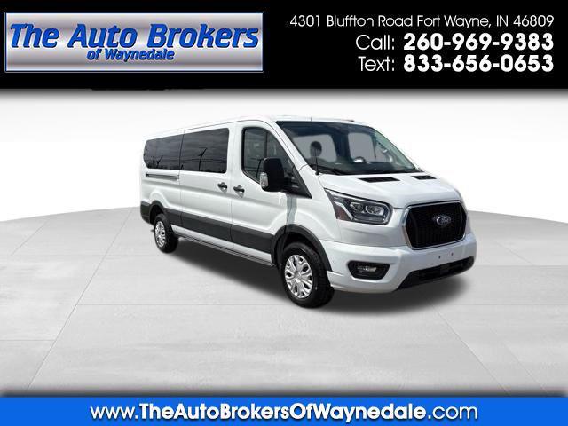 Ford Transit Passenger Wagon  2023